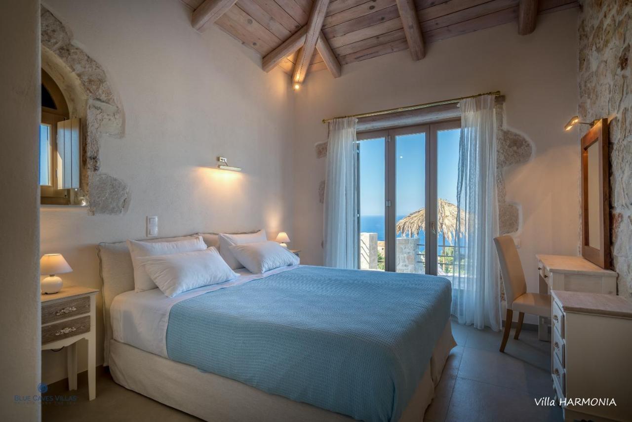 Blue Caves Villas - Exceptional Villas With Private Pools Direct Access To The Sea Korithion Bagian luar foto